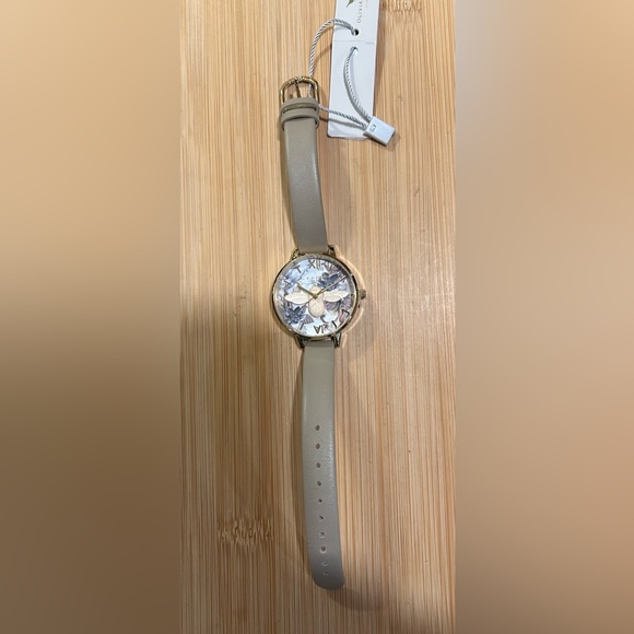 OLIVIA BURTON MARBLE FLORALS WATCH WITH 34mm 3D BEE FACE & SAND LEATHER BAND - Picture 3 of 5